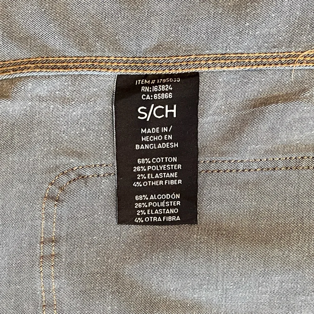 Well Worn • Denim Chore Jacket • Utility Pockets • Size S - Picture 5 of 7